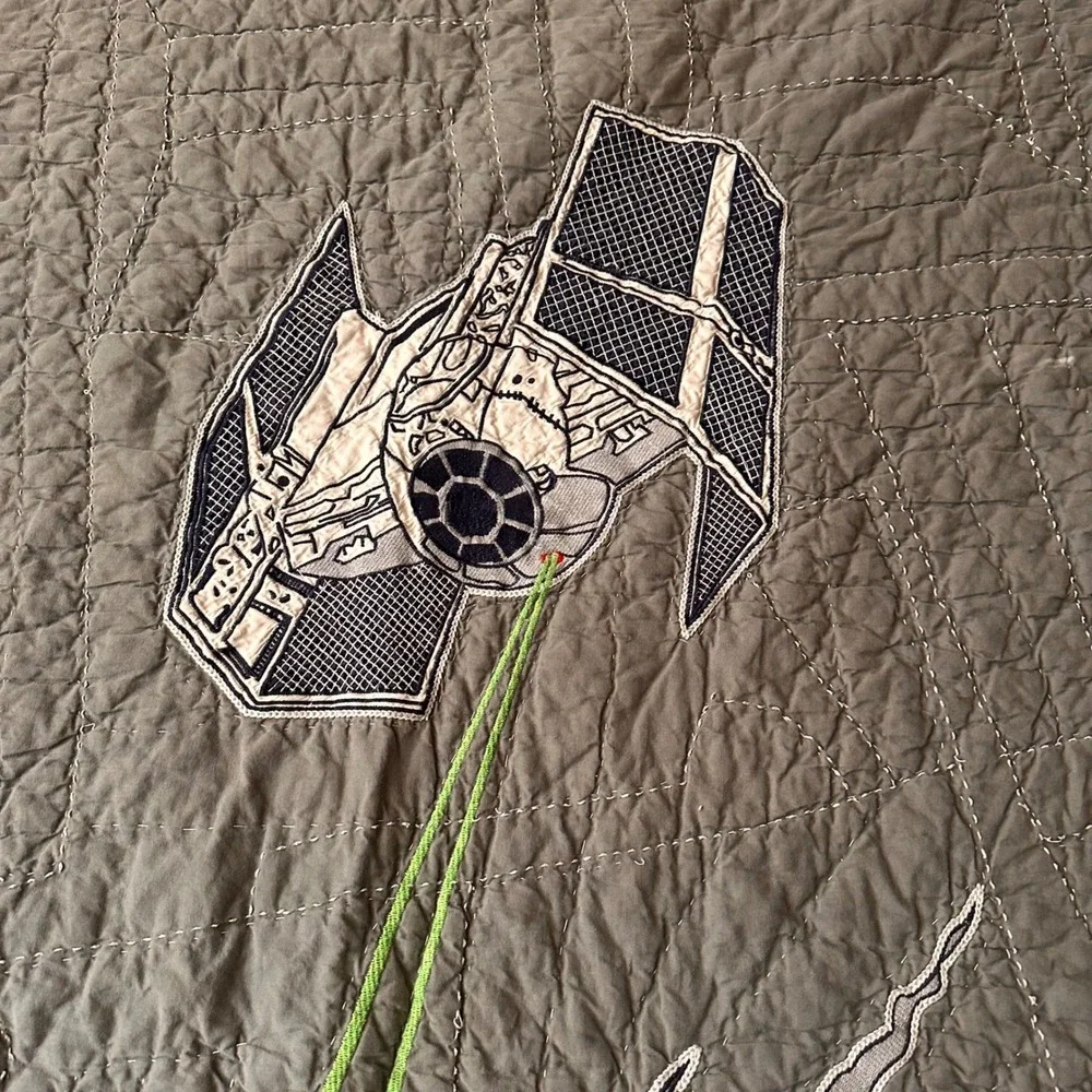 Pottery Barn Kids Star Wars Twin Quilt Boys X-Wing TIE Fighter Grey 2014 Bedroom